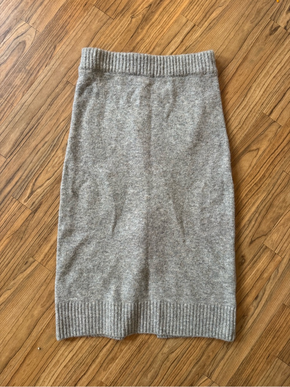 ASTR Gray Knit Midi Skirt